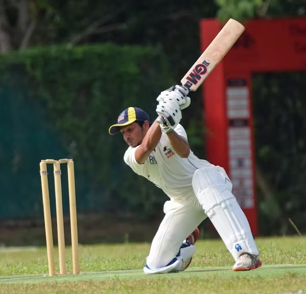 Cricket batting coaching session at CrickOn Sports Kishangarh — sweep shot technique